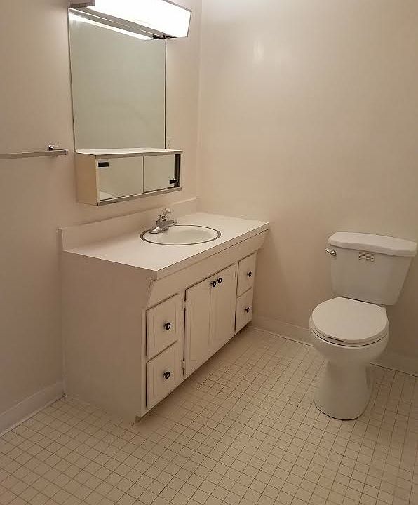 1st image of 1214 Cromwell Hills Dr #1214