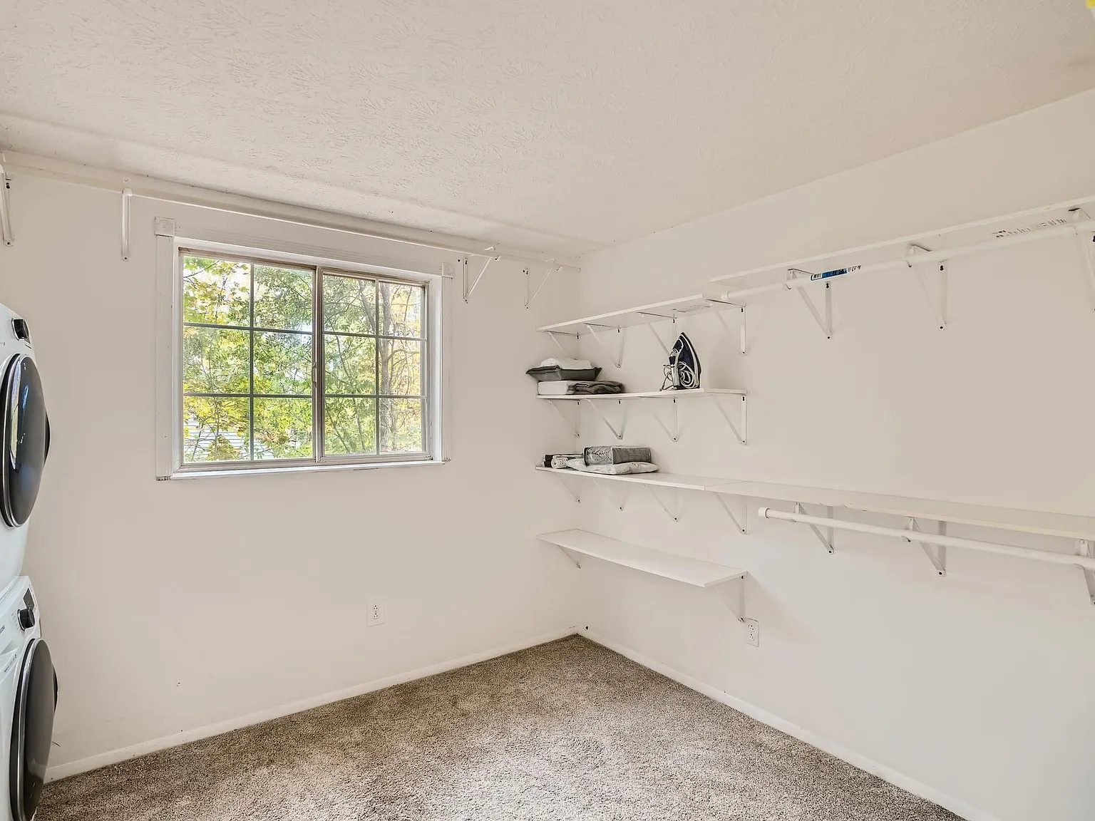 3 bed, 1250 sqft, $4,000 — Photo 4