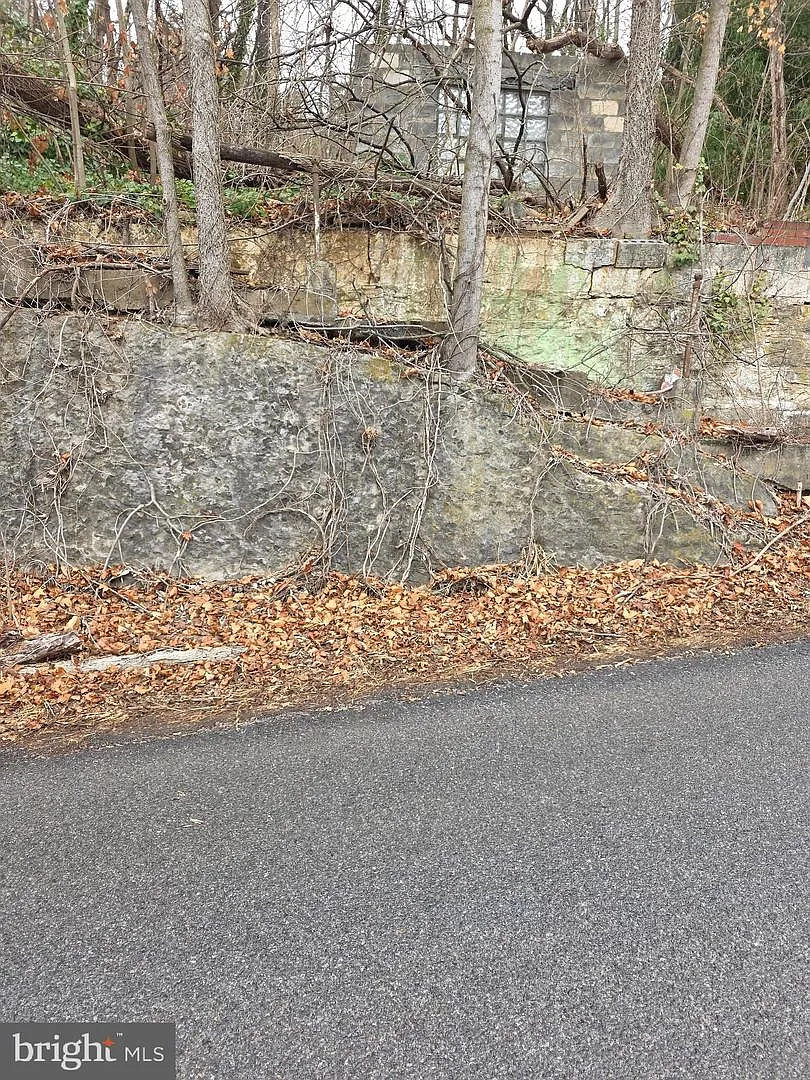 Rockdale Rd photo 1
