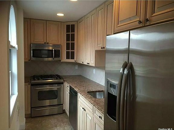 4th image of 4223 212th St APT 2C