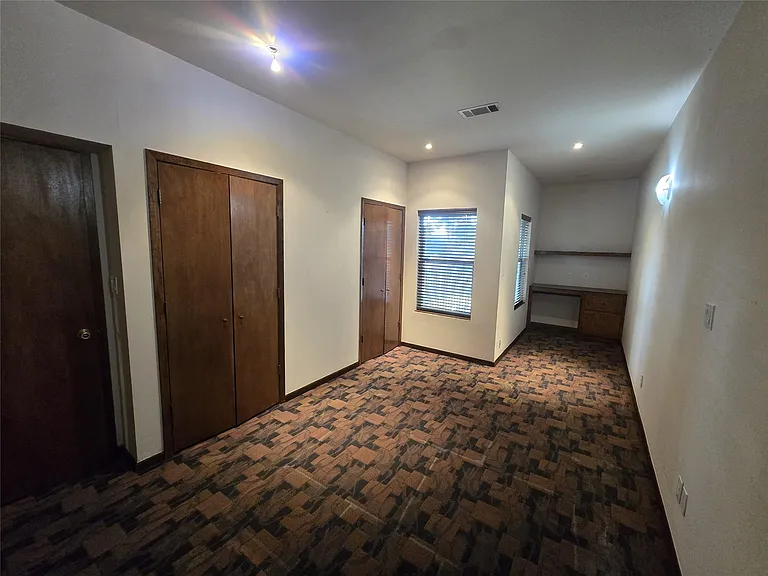 3231 Hemingway Dr — Photo 37