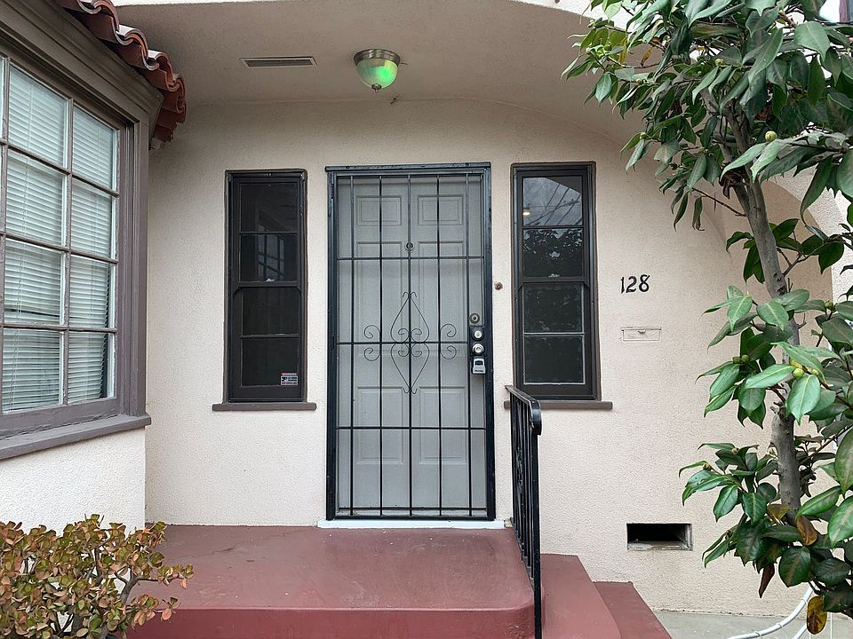 1st image of 126-132 Bonito Ave #128