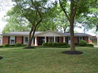 341 Meadowbrook Dr, Ballwin, MO