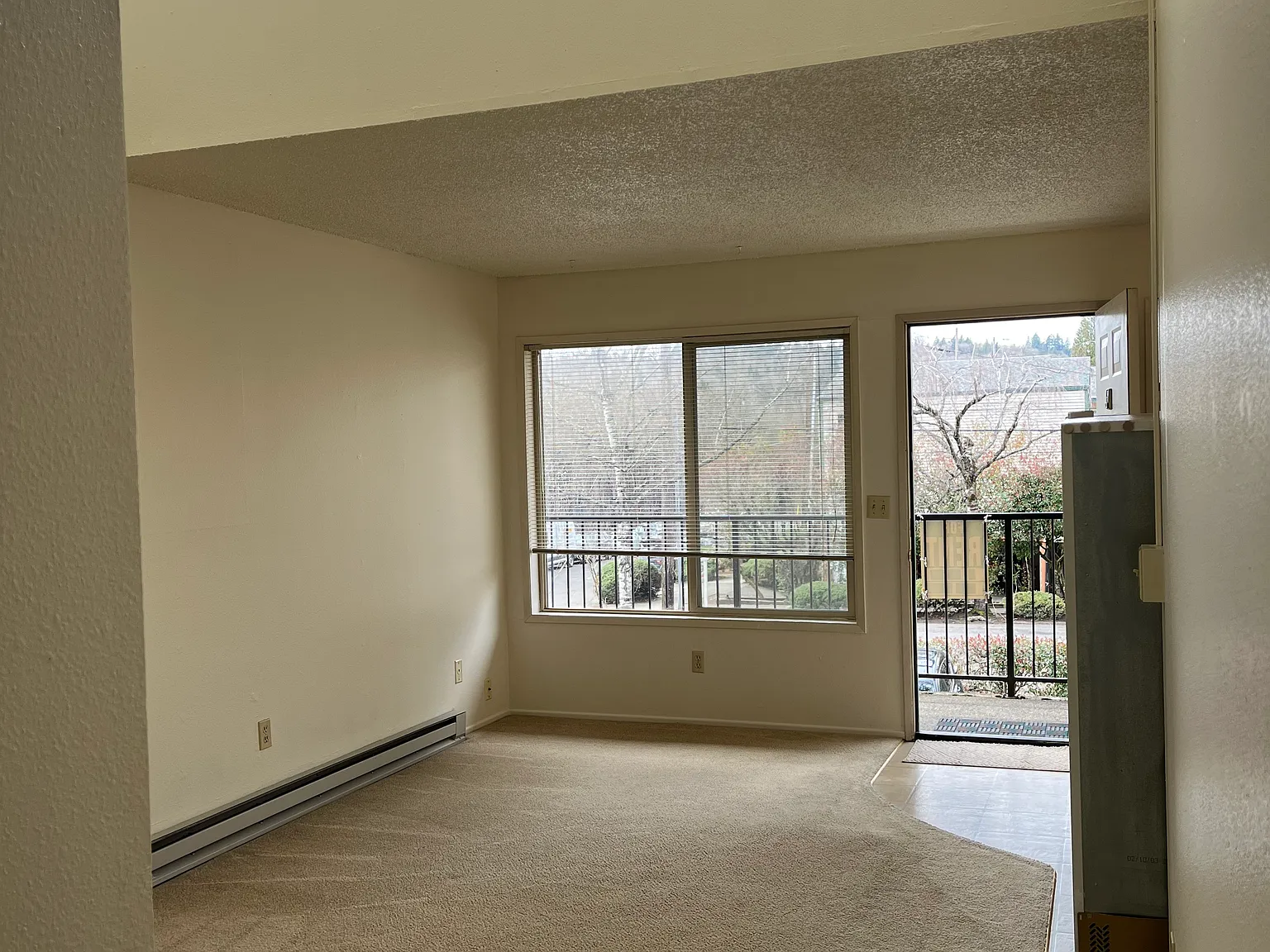 2 bed, 800 sqft, $1,595 — Photo 4