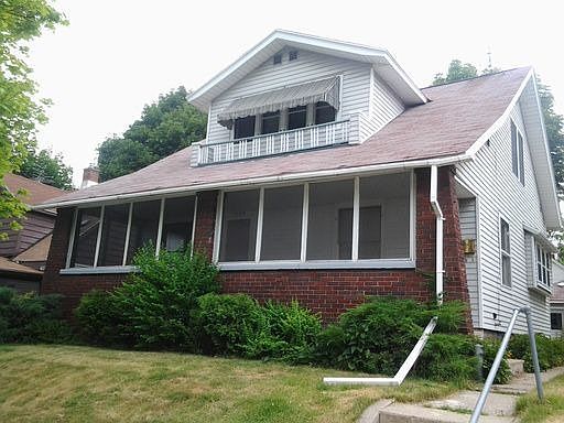 1st image of 1346 Paris Ave NE