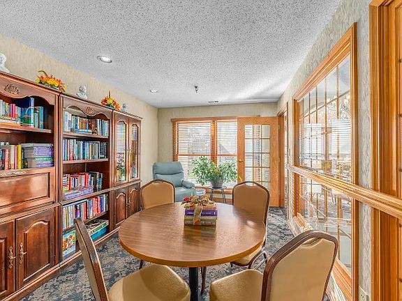 4th image of 35900 Westminister Ave #12