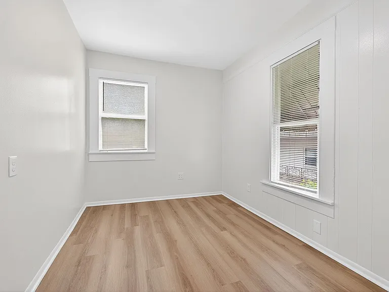 7378 E Main St — Photo 16
