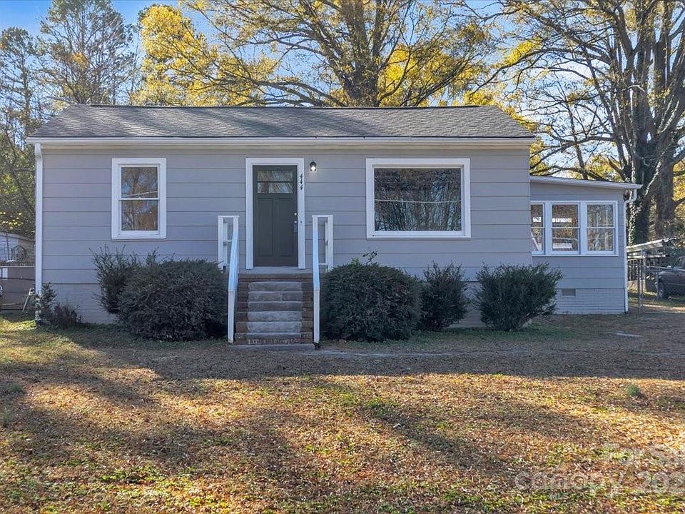 1st image of 444 Oakwood Ave