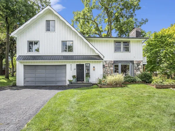 6595 E Washington St, Clarkston, MI 48346