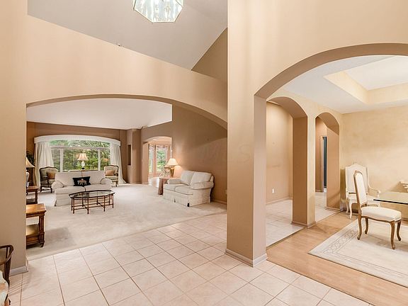 5th image of 1120 Poppy Hills Dr