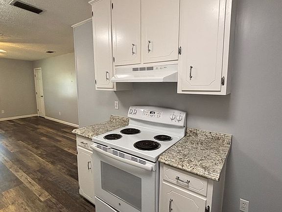 4th image of 4123 W 22nd St APT A