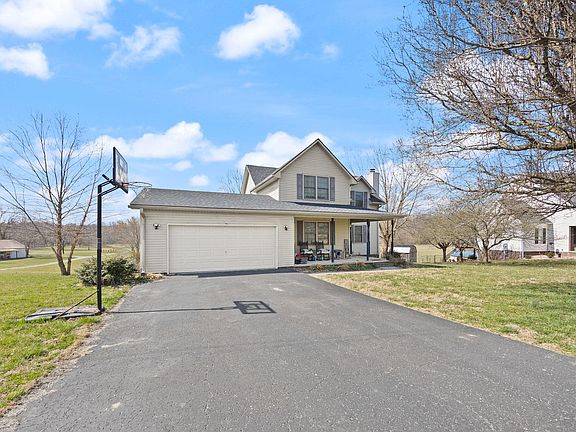 3rd image of 448 Grist Mill Rd