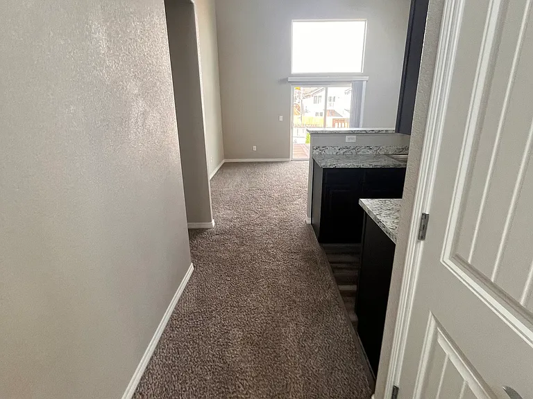 6452 Vedder Dr — Photo 2