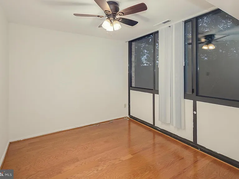 493 N Armistead St #203 — Photo 10