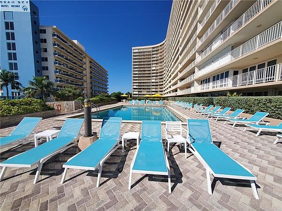 2nd image of 4100 Galt Ocean Dr APT 1005
