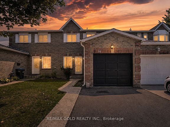 2nd image of 10 Elmstead Ct