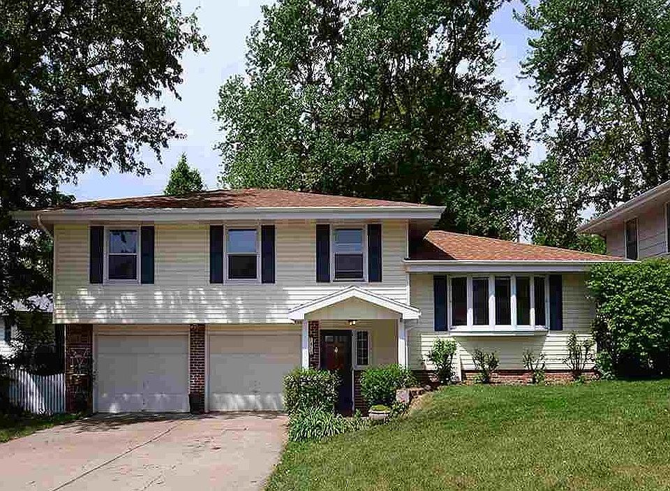 1st image of 1414 N 91st Ave