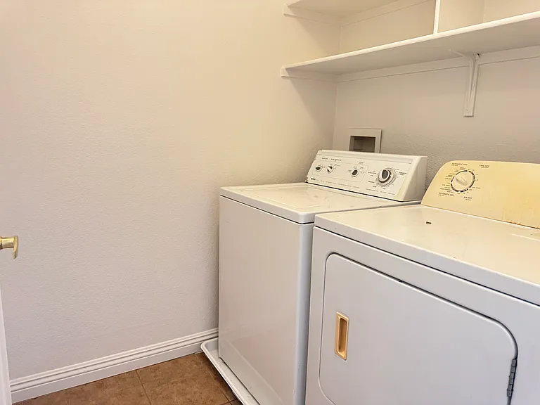 2120 Calville St #202 — Photo 17