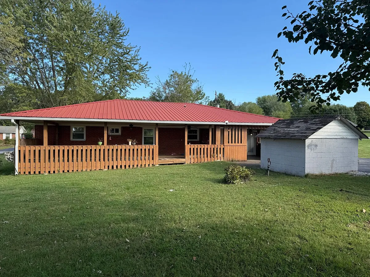 Building Photo - 103 Logan Ln