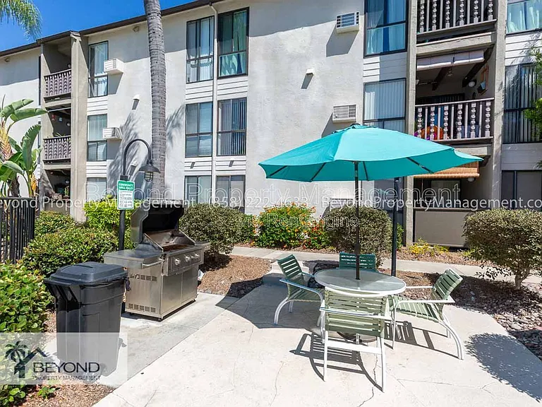 6924 Hyde Park Dr #214 — Photo 17