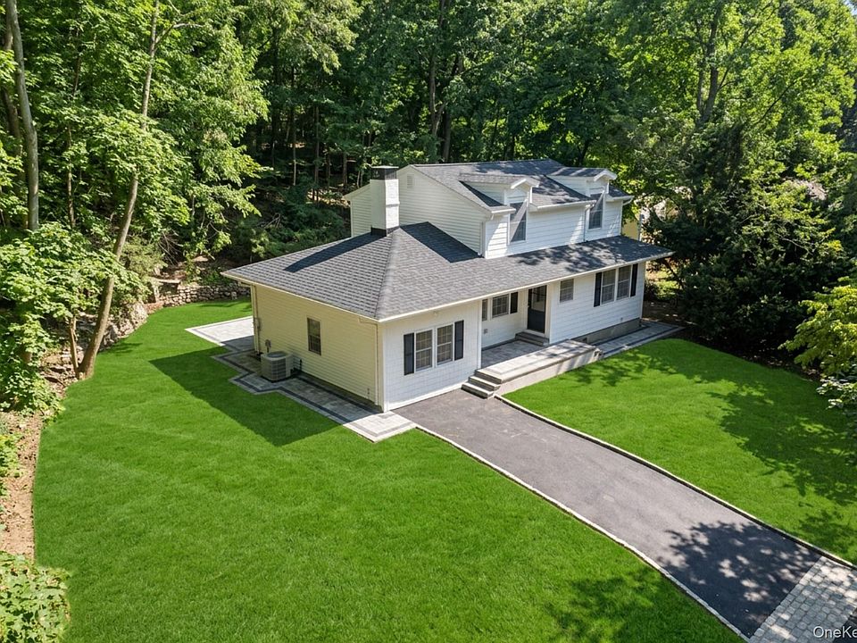 1st image of 128 Crooked Hill Road