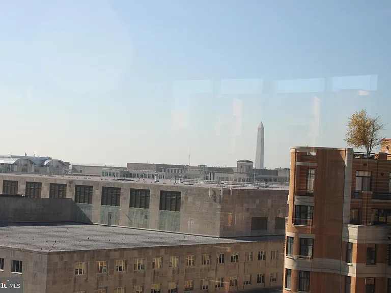 301 Massachusetts Ave NW #1201 — Photo 32