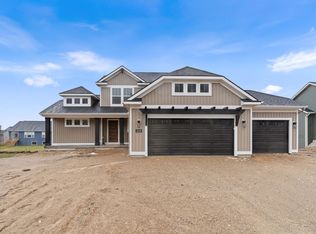 3258 Hollace Dr, Jenison, MI 49428