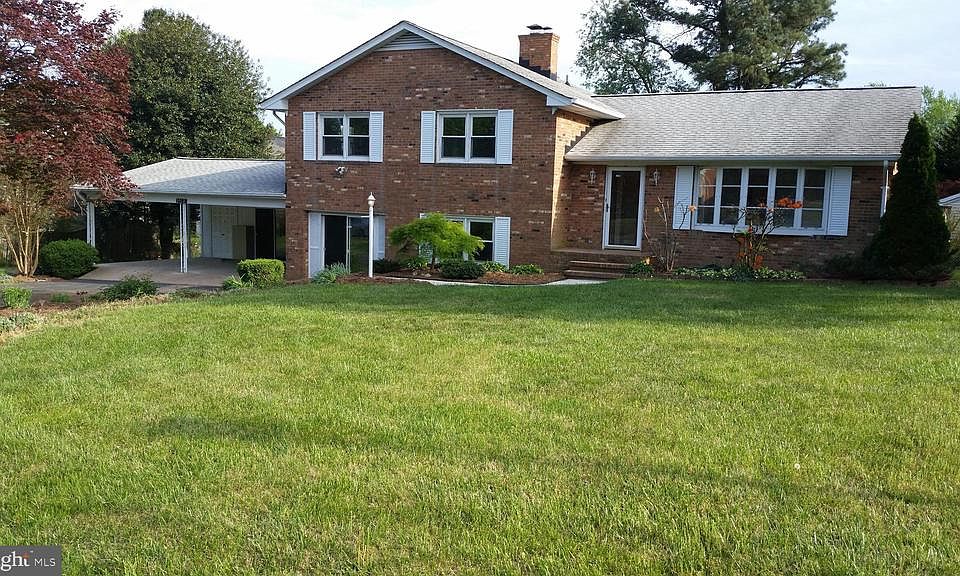 5912 Watson Lane
