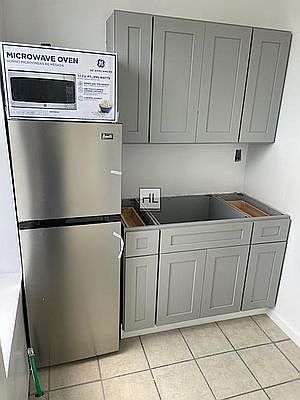 2nd image of 4812 3rd Ave #1