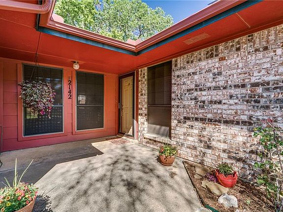 3rd image of 2142 Swallow Ln
