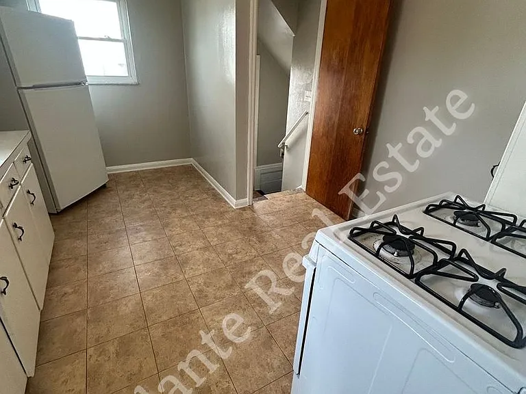 3811 Wallwerth Dr #1 — Photo 7