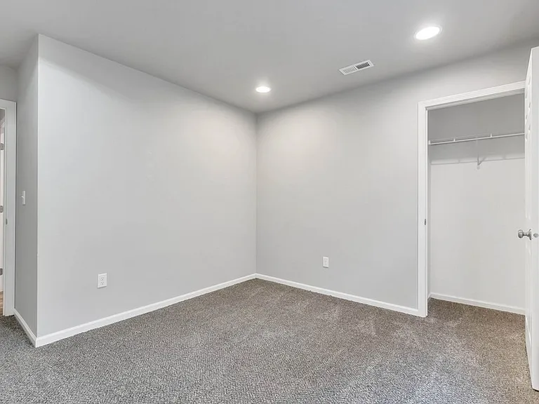 5482 Summerland Dr — Photo 15