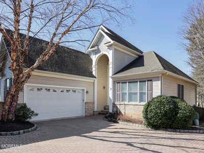 41 Erin Court, Atlantic Highlands, NJ, 07716
