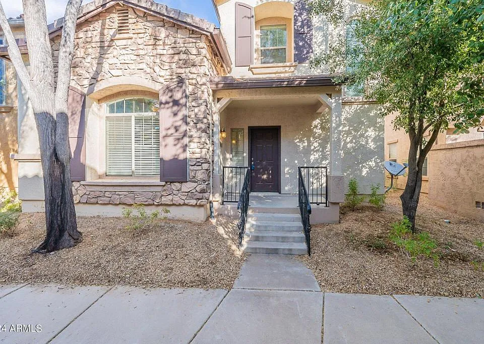 3653 W Bryce Ct