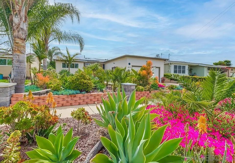 1st image of 3873 Marlesta Dr