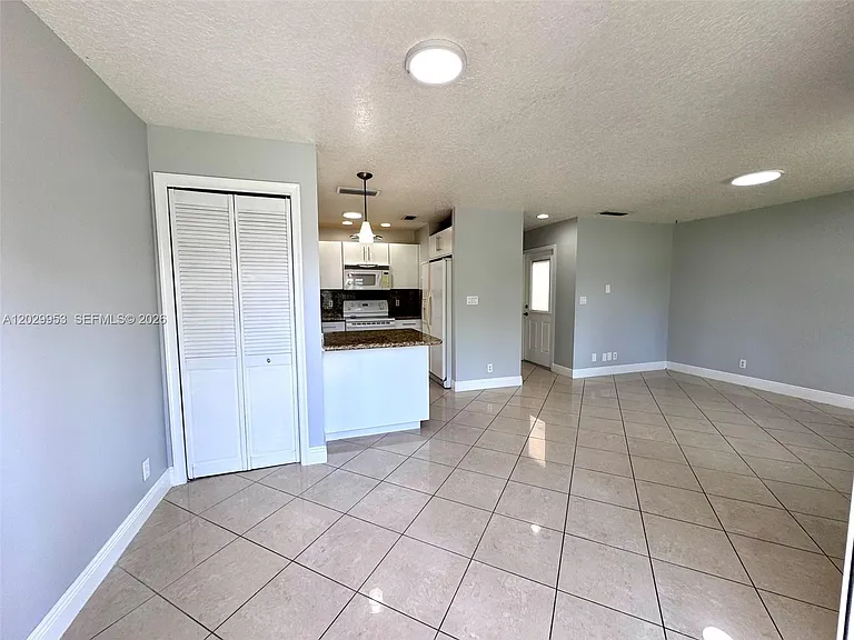 1419 Garfield St #2 — Photo 10