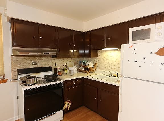 5th image of 1473 W Erie St APT 02F