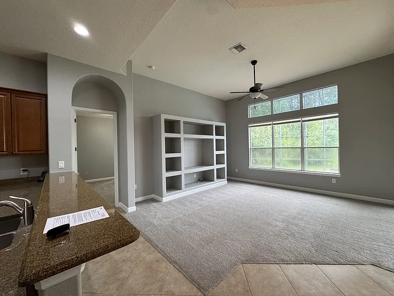 142 Harrington Ct — Photo 21