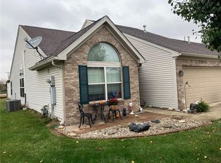 1486 Lexington Ct, Greenwood, IN 46143