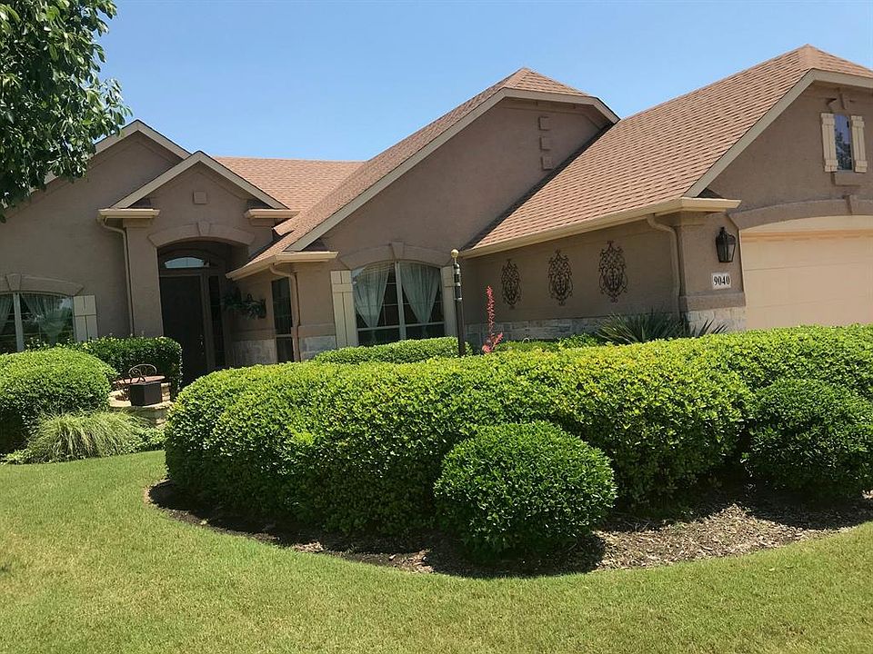 2nd image of 9040 Crestview Dr