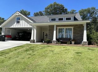 203 Cherokee Rose Cir, Dublin, GA 31021