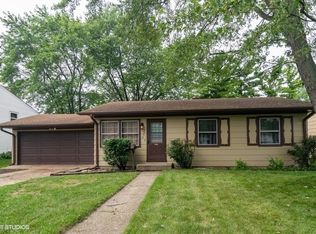 6890 Juniper St, Hanover Park, IL 60133