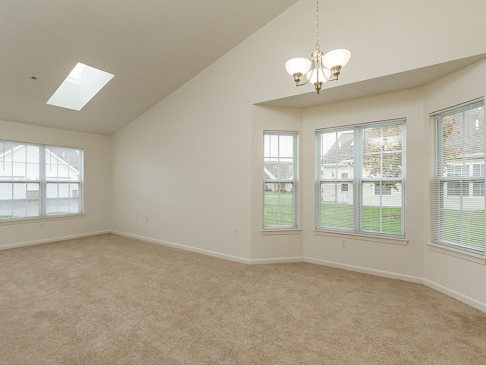 1st image of 2024 Pebbleview Dr
