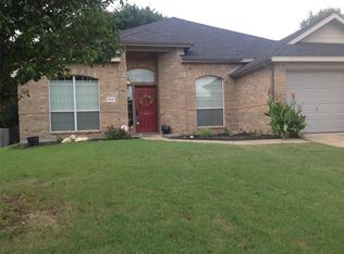 6021 Cynthia Dr, Midlothian, TX 76065