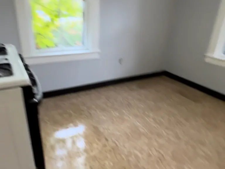 152 Lakeview Ave #11 — Photo 8