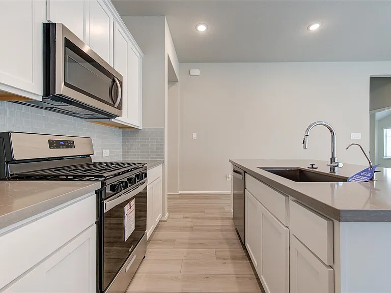9515 Sierra Crest Ln — Photo 19