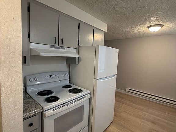 3rd image of 341-371 SE 2nd Ave #365