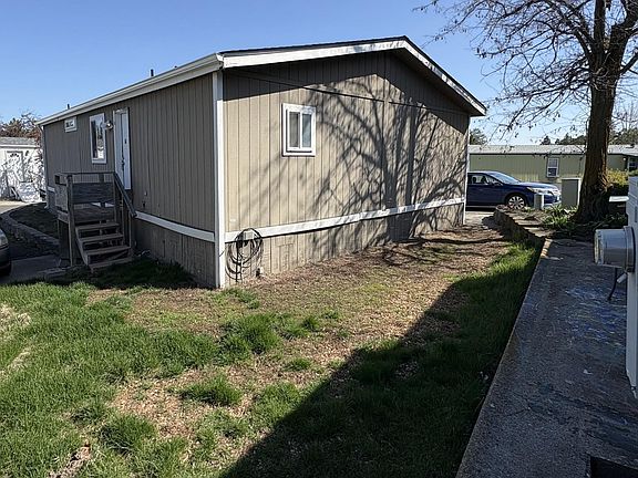 5th image of 260 NW Golden Hills Dr Spc 39
