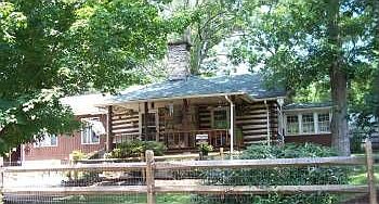 1st image of 102 Sweetpea Ln