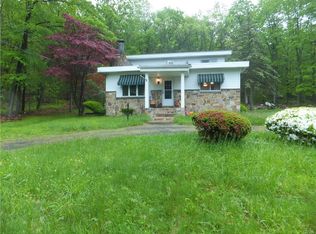 9375 Sherwood Dr, Kunkletown, PA 18058